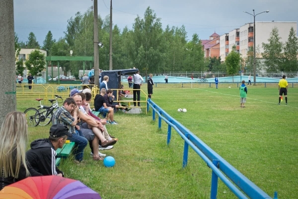 Как живет футбол в городах, у которых раньше были свои клубы в &laquo;вышке&raquo;: где-то рвутся обратно в элиту, но есть и места, где не осталось команд