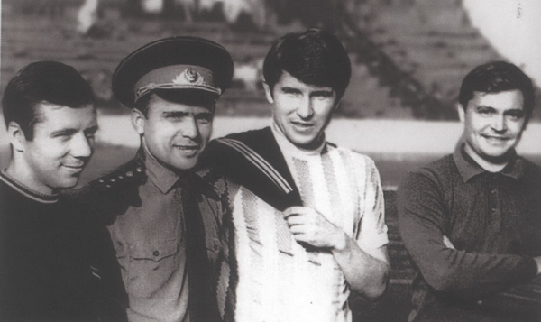 Первый за 27 лет «народный писатель» – экс-футболист «Динамо»: вошел в историю украинцев, почти украл факел ОИ с Медведем, описывал член президента США