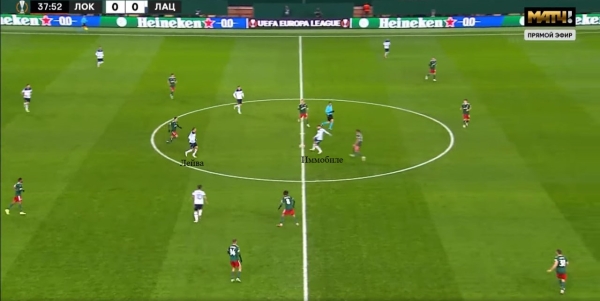 Сарри радикально меняет стиль «Лацио». Впервые после «Наполи» ему дали на это время Сарри радикально меняет стиль «Лацио». Впервые после «Наполи» ему дали на это время