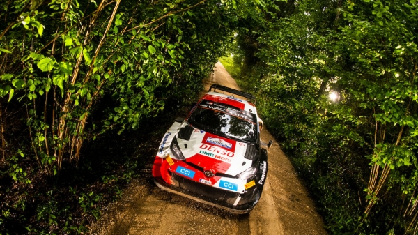 Новы лятучы фін. Кале Раванпэра наблізіўся да чэмпіёнскага тытулу, атрымаўшы перамогу на Ралі Эстонія Новы лятучы фін. Кале Раванпэра наблізіўся да чэмпіёнскага тытулу, атрымаўшы перамогу на Ралі Эстонія