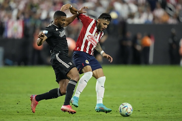 «Юве» заменил Де Лигта статистическим монстром, съевшим лучших форвардов Серии А. Но у Аллегри Бремер потускнеет «Юве» заменил Де Лигта статистическим монстром, съевшим лучших форвардов Серии А. Но у Аллегри Бремер потускнеет