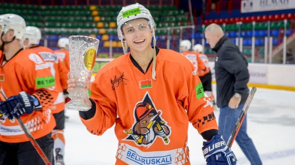 Хоккеисты солигорского "Шахтера" выиграли турнир памяти Дубко Хоккеисты солигорского "Шахтера" выиграли турнир памяти Дубко