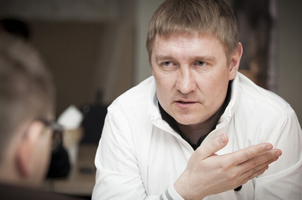 Где сейчас Макс Ромащенко, братья Маковские, сдававший матчи Сучков и главный инопланетянин белфутбола