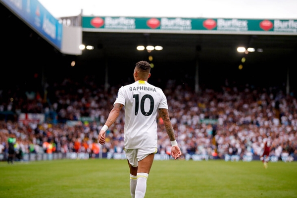 Первый топ-трансфер «Барселоны» – Рафинья из «Лидса». Привезти его помог Деку, дальше ждут Левандовского Первый топ-трансфер «Барселоны» – Рафинья из «Лидса». Привезти его помог Деку, дальше ждут Левандовского