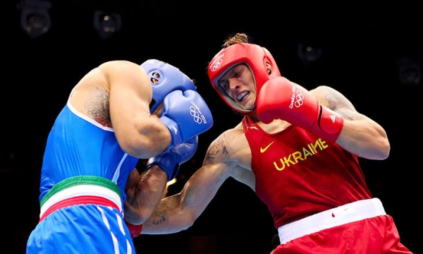 Усик и Джошуа 10 лет назад выиграли Олимпиаду. Украинец перед этим чуть не закончил с боксом, а англичанин мог сесть за наркоторговлю Усик и Джошуа 10 лет назад выиграли Олимпиаду. Украинец перед этим чуть не закончил с боксом, а англичанин мог сесть за наркоторговлю