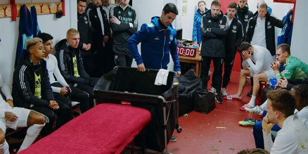 Как конфликт Артеты и Обамеянга выглядел изнутри? Фрагмент из документалки про «Арсенал» Как конфликт Артеты и Обамеянга выглядел изнутри? Фрагмент из документалки про «Арсенал»