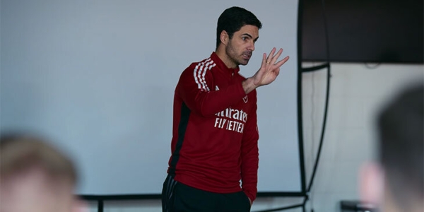 Как конфликт Артеты и Обамеянга выглядел изнутри? Фрагмент из документалки про «Арсенал» Как конфликт Артеты и Обамеянга выглядел изнутри? Фрагмент из документалки про «Арсенал»