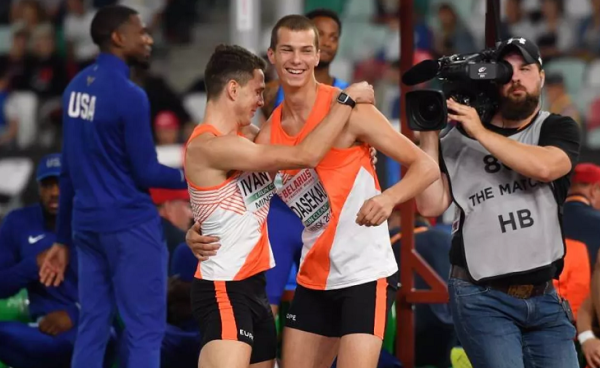 Украинская прыгунья хотела показать коллеге из России, как страна убила ее мать, но ему явно не до того – побеждал друга Недосекова в Минске Украинская прыгунья хотела показать коллеге из России, как страна убила ее мать, но ему явно не до того – побеждал друга Недосекова в Минске