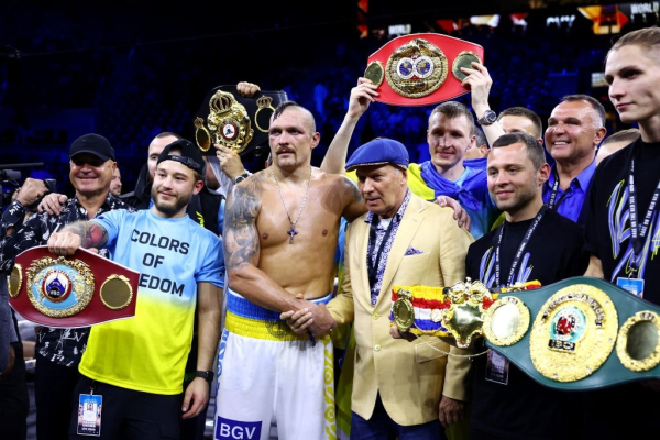 🇺🇦 Легендарны бой! Усік зноў перамог Джошуа ў 12-ці раўндах