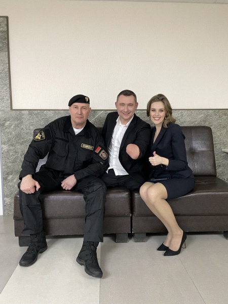 Добрый Сталин, встречи с депутатом-изменником и Лепсом, Головатый на благо детей ДНР &ndash; вновь заглянули в безумный мир паралимпийца Талая