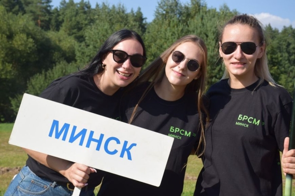 Фестиваль для работающей молодежи "Олимпия" открылся в Воложинском районе