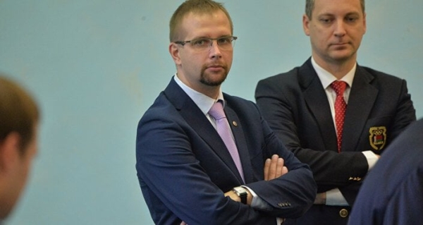 Спорт в Беларуси запрограммирован на деградацию (дело не только в чиновниках, но и в тренерах). Перестроить его будет очень сложно
