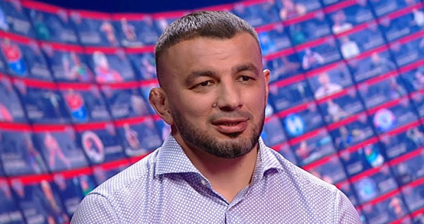 Борец, взявший для Беларуси два золота ЧМ, примкнул к холуям: до этого рассорился с Чижом и Капским, хвалил Кадырова, ставил в пример украинцев и выступил против войны
