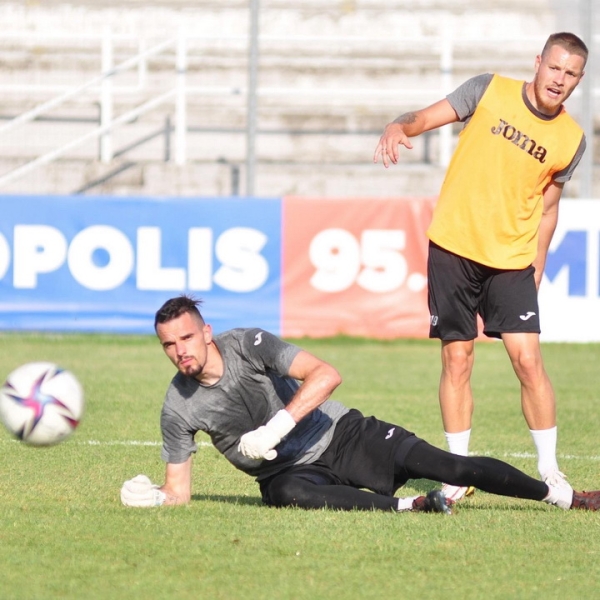 Футбол.  "Гомель" начал подготовку к ответному матчу Лиги конференций  с "Арисом" на стадионе "Македоникос"
 