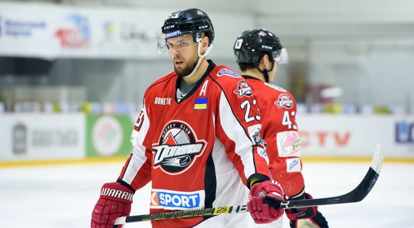 Хоккеисты из Беларуси, встретившие в Украине войну, просили ФХБ об эвакуации (безрезультатно), уезжали с помощью оккупантов и почти все нашли команды дома