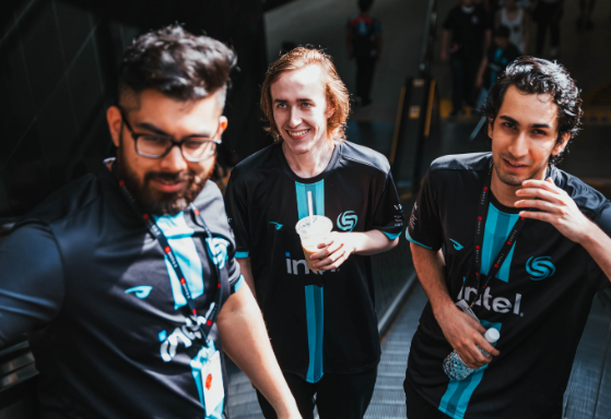 Разное. Леброн Джеймс снялся в рекламе God of War Ragnarök, NaVi показали форму для IEM Rio Major 2022 и другие новости киберспорта за 1 ноября
Разное. Леброн Джеймс снялся в рекламе God of War Ragnarök, NaVi показали форму для IEM Rio Major 2022 и другие новости киберспорта за 1 ноября