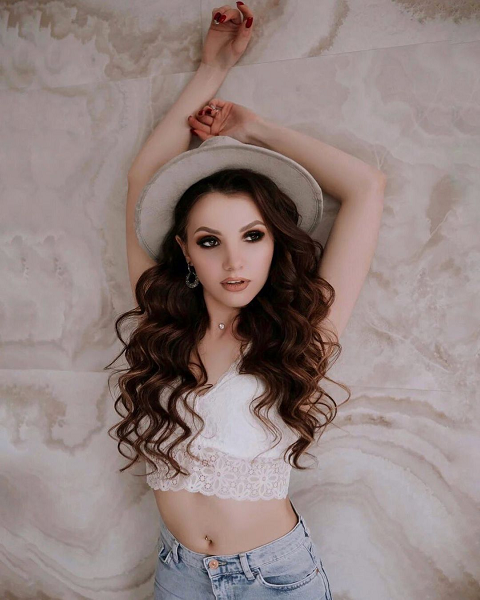 Много фото в купальниках (но есть и пара скромниц), отличная фигура после родов и тайна чемпиона. Как выглядят жены и подруги молодых топов белфутбола и хоккея Много фото в купальниках (но есть и пара скромниц), отличная фигура после родов и тайна чемпиона. Как выглядят жены и подруги молодых топов белфутбола и хоккея