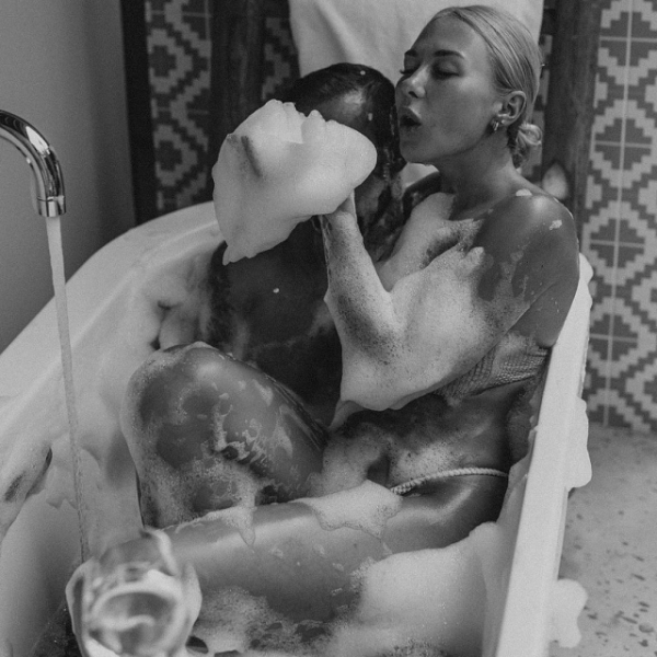 Давно мы просто не смотрели свежие фотосеты из белспорта: свадьба гандболистки с мнением, Стасевичи в ванне и схожие локации совсем разных женщин Давно мы просто не смотрели свежие фотосеты из белспорта: свадьба гандболистки с мнением, Стасевичи в ванне и схожие локации совсем разных женщин