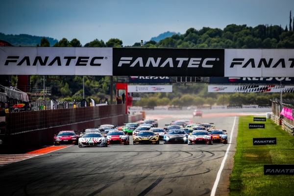 Два тытулы за раз. Серыя GT World Challenge Europe вызначыла сваіх чэмпіёнаў у Валенсіі