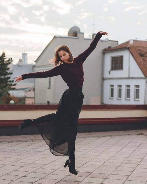 &laquo;Смотреть Азаренка страшнее, чем читать запрещенное в телеграм&raquo;. Эта призер ОИ по гимнастике хотела оставаться в Беларуси до последнего, но уехала, как началась война