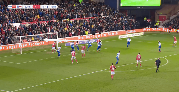 За секунду до углового в кадре ни одного игрока атаки – так «Ноттингем Форест» веселит АПЛ За секунду до углового в кадре ни одного игрока атаки – так «Ноттингем Форест» веселит АПЛ