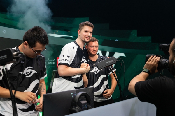 Разное. BetBoom Team выиграла D2CL S13, EA Sports стала спонсором испанской Ла Лиги и другие новости киберспорта за 3 августа
Разное. BetBoom Team выиграла D2CL S13, EA Sports стала спонсором испанской Ла Лиги и другие новости киберспорта за 3 августа