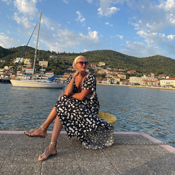 Давно мы просто не смотрели свежие фотосеты из белспорта: свадьба гандболистки с мнением, Стасевичи в ванне и схожие локации совсем разных женщин Давно мы просто не смотрели свежие фотосеты из белспорта: свадьба гандболистки с мнением, Стасевичи в ванне и схожие локации совсем разных женщин