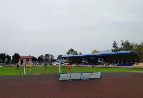 Как живет футбол в городах, у которых раньше были свои клубы в &laquo;вышке&raquo;: где-то рвутся обратно в элиту, но есть и места, где не осталось команд