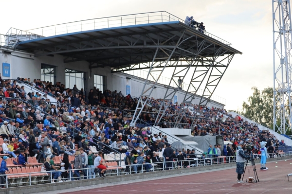 Ветераны разрывают (ох, как забил Рудик!), голов ну очень много, в лидерах дубль Солигорска, но люди ходят совсем на другую команду – главное в первой лиге