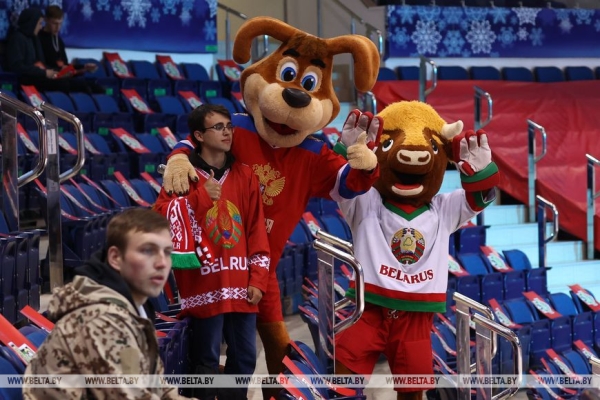 Команда "Беларусь 21" уступила молодежной сборной России на хоккейном Кубке Будущего