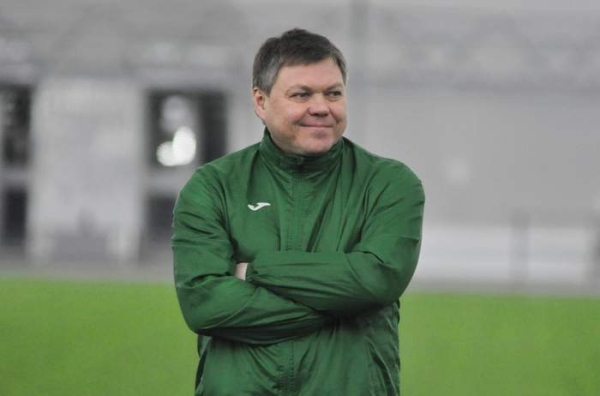 Футбол.  Владимир Невинский: пока есть шансы, будем биться до последнего, чтобы пройти в следующий раунд
 