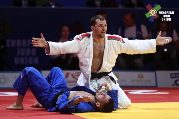 «Отдаст армию на войну – сам останется с голой жопой». Опальный дзюдоист – о ватном патриотизме Лукашенко, усталости беларусов и ЛГБТ в Германии «Отдаст армию на войну – сам останется с голой жопой». Опальный дзюдоист – о ватном патриотизме Лукашенко, усталости беларусов и ЛГБТ в Германии