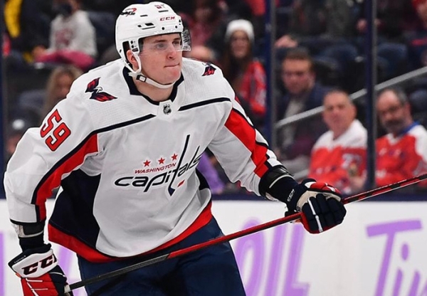 Хоккей. Алексей Протас забросил за "Вашингтон" в победном матче против "Тампы"
Хоккей. Алексей Протас забросил за "Вашингтон" в победном матче против "Тампы"